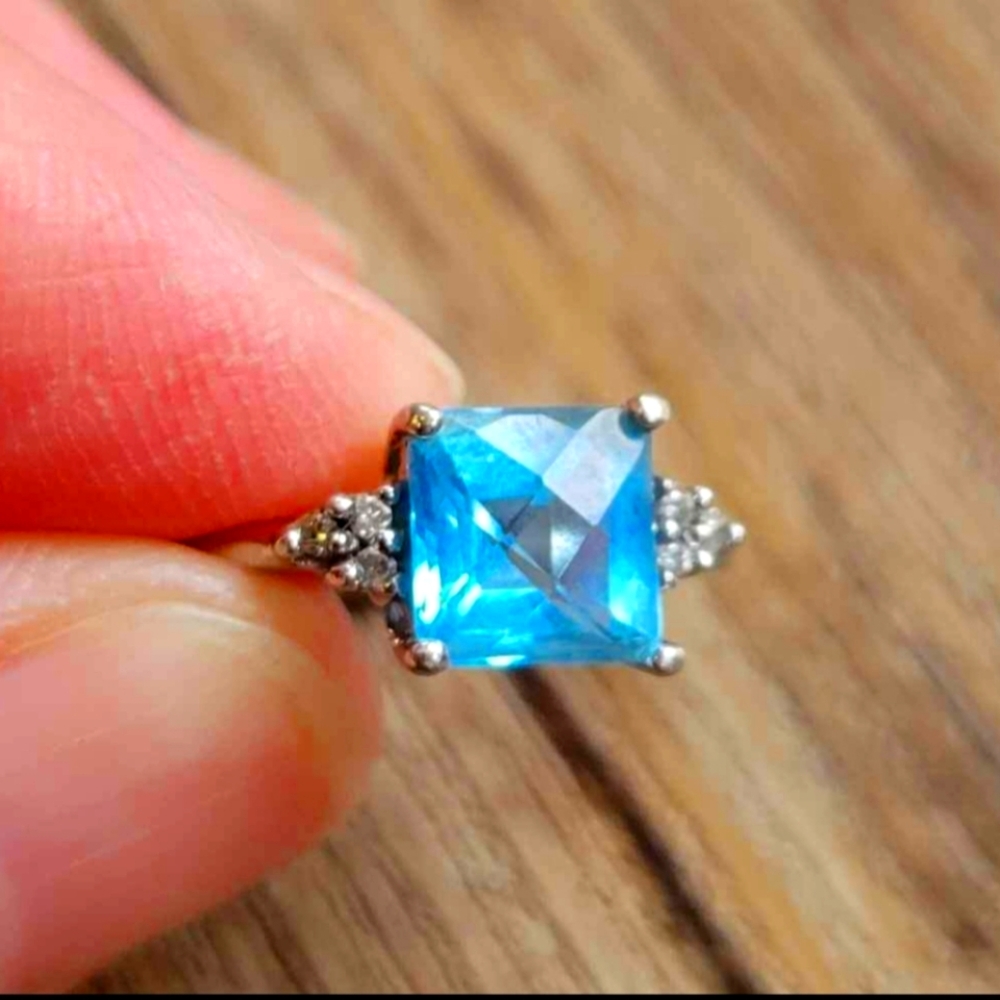 Fancy Cut Blue Topaz Diamond White Gold Women's Ring